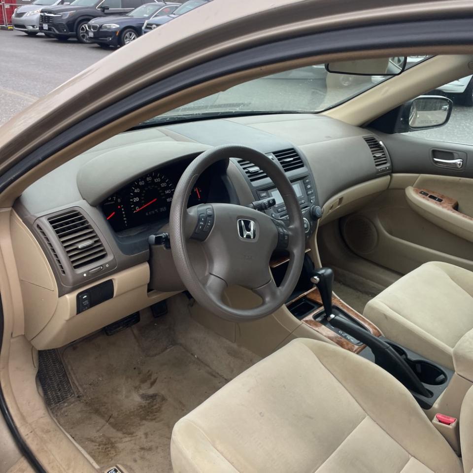 Honda Accord Sdn EX AT 2005