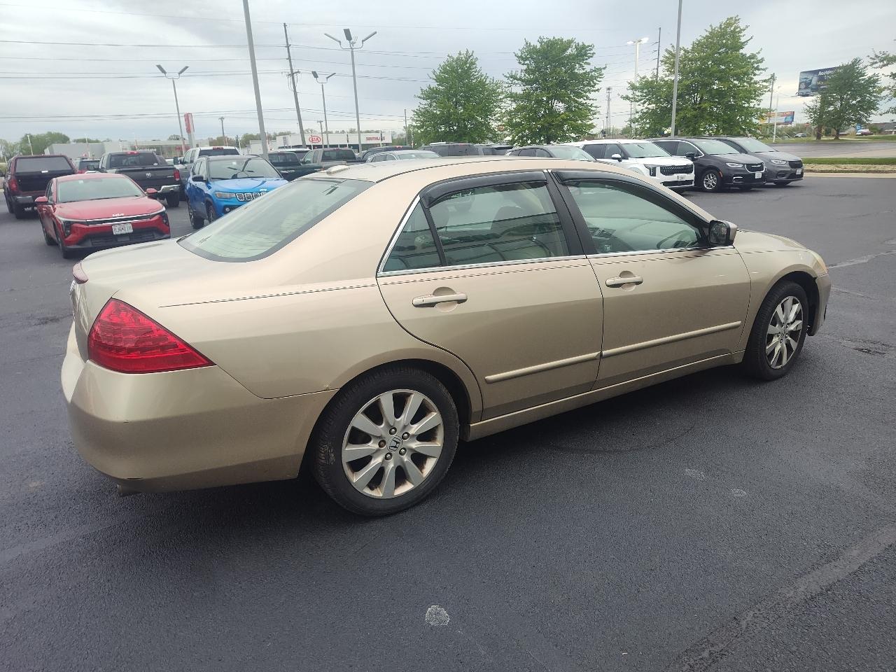 Honda Accord Sdn EX AT 2005