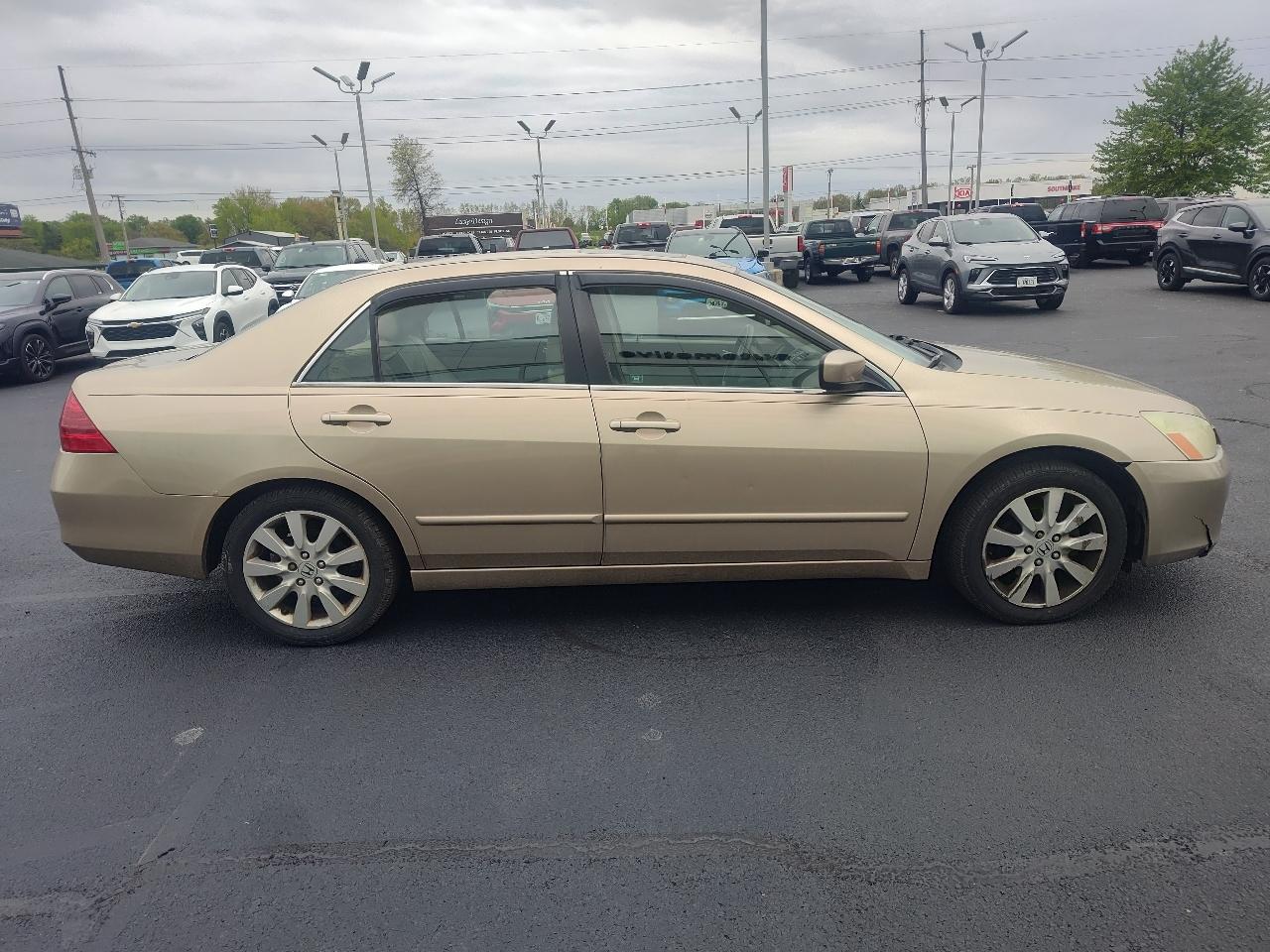 Honda Accord Sdn EX AT 2005