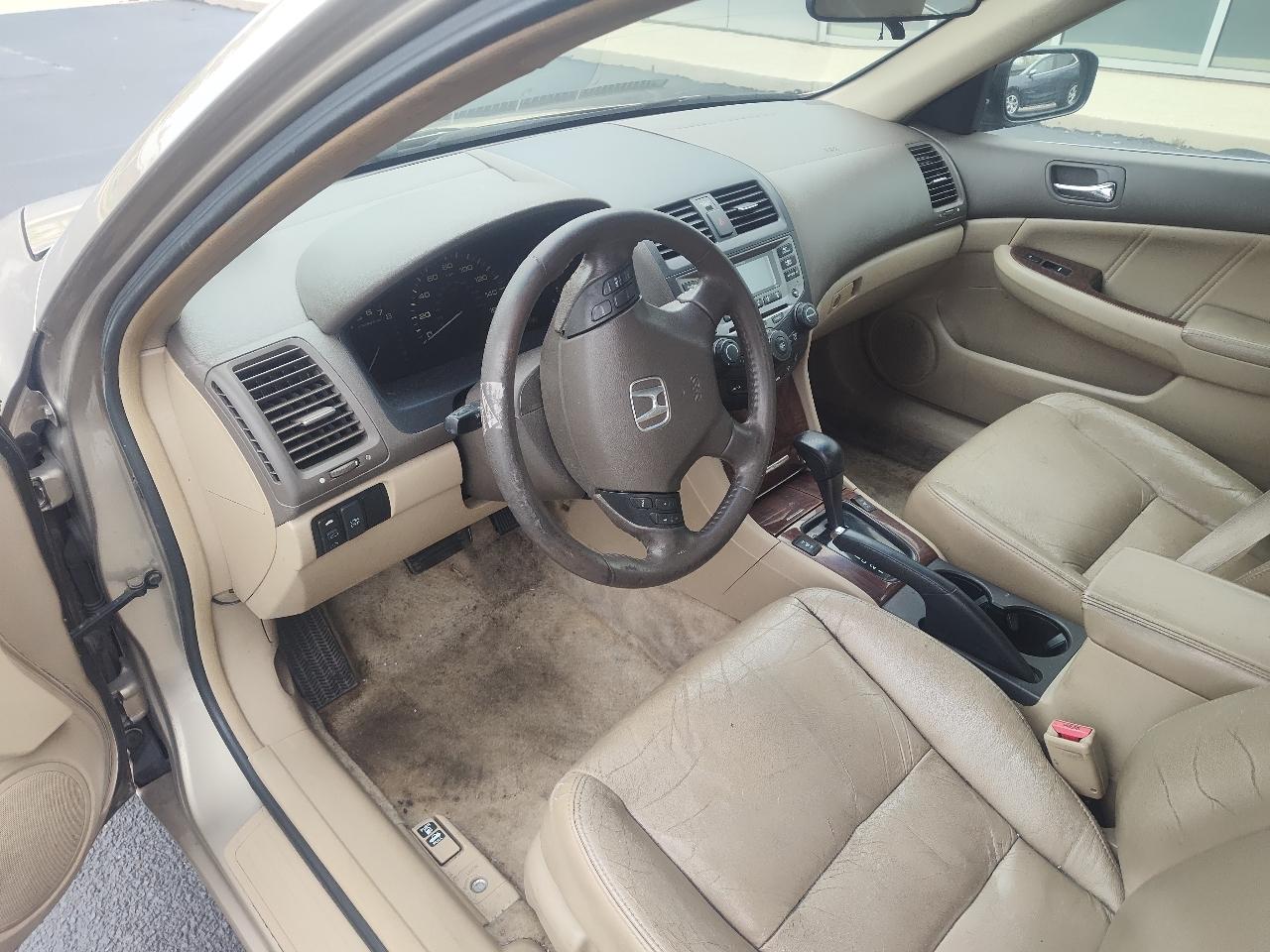 Honda Accord Sdn EX AT 2005