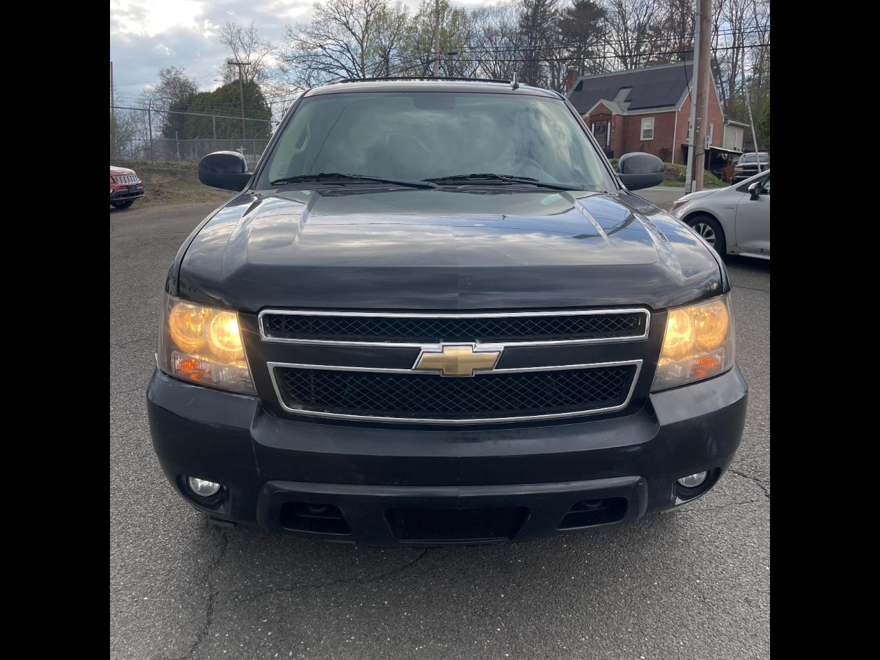 Chevrolet Tahoe 4WD 4dr 1500 LT 2010