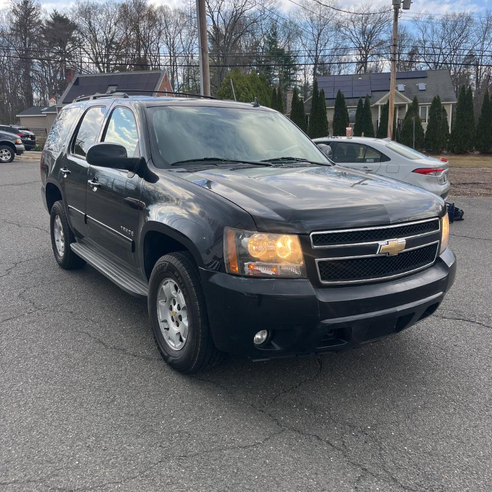 Chevrolet Tahoe 4WD 4dr 1500 LT 2010