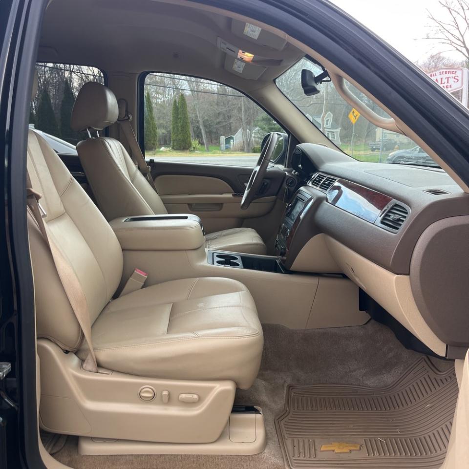 Chevrolet Tahoe 4WD 4dr 1500 LT 2010