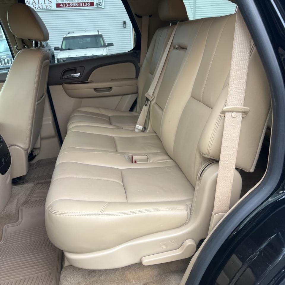Chevrolet Tahoe 4WD 4dr 1500 LT 2010