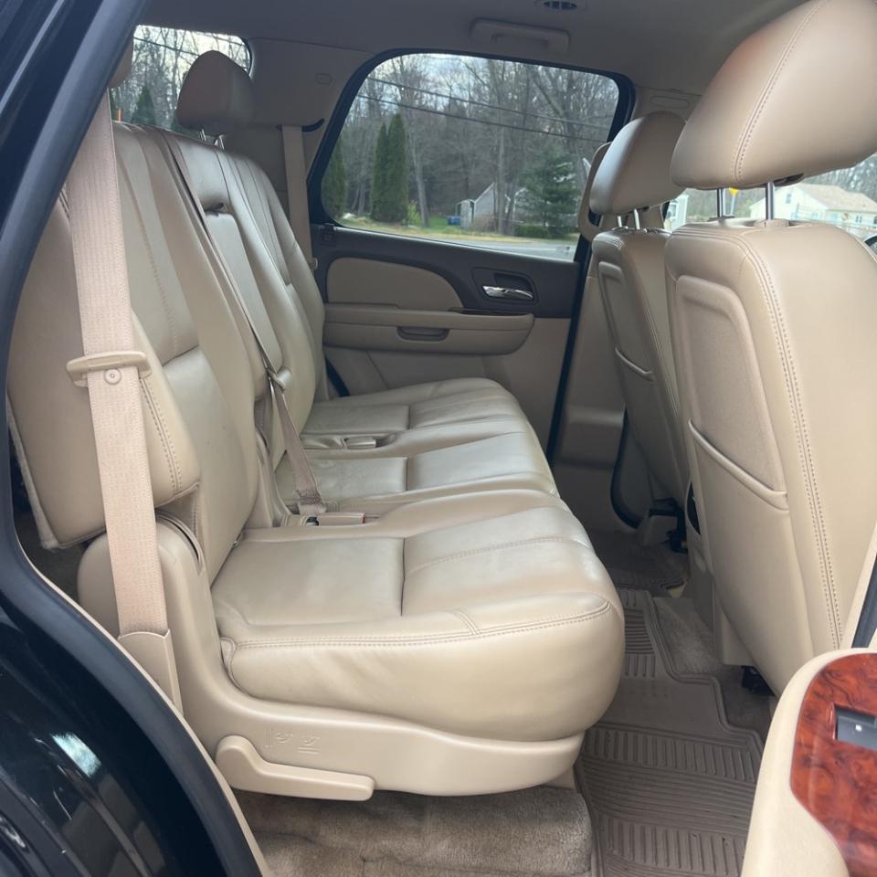Chevrolet Tahoe 4WD 4dr 1500 LT 2010