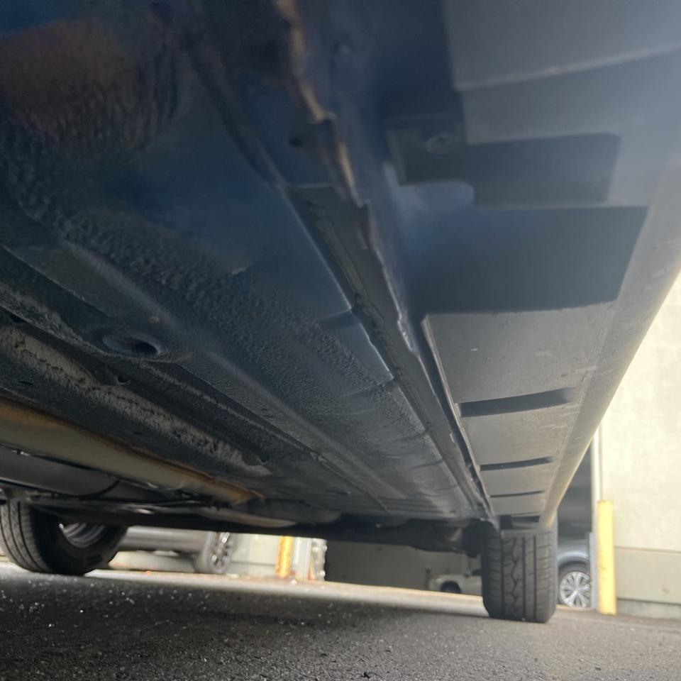 Nissan Versa 5dr HB I4 Auto 1.8 S 2011