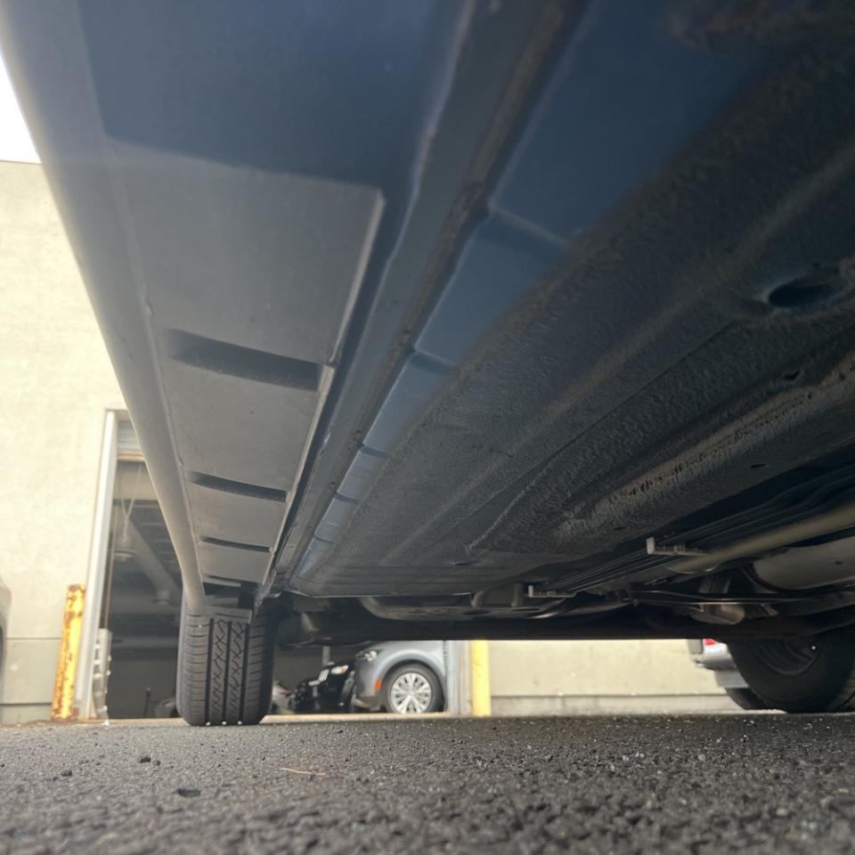 Nissan Versa 5dr HB I4 Auto 1.8 S 2011