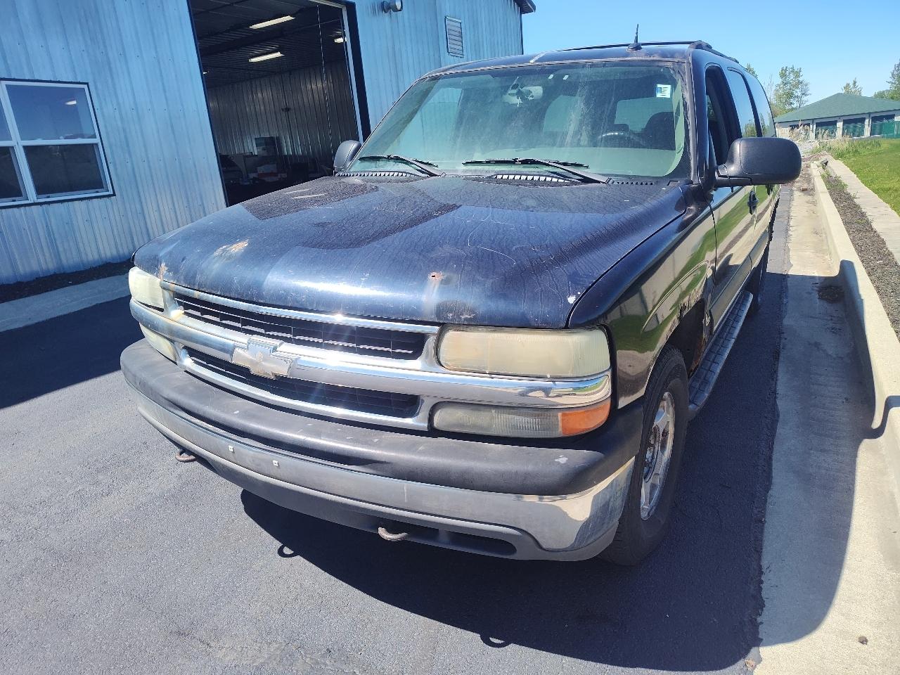 2004 Chevrolet Suburban 4dr 1500 4WD LS
