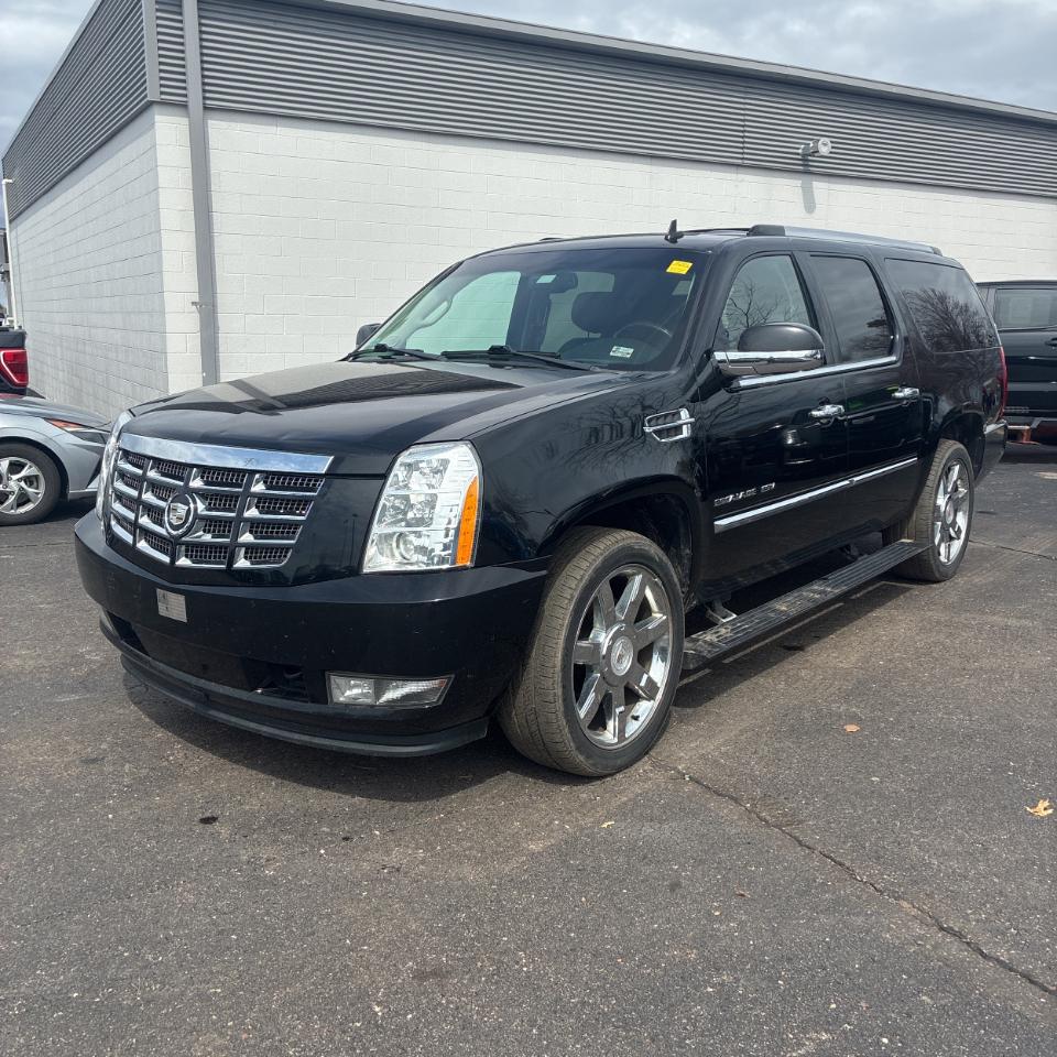 Cadillac Escalade ESV AWD 4dr Premium 2011