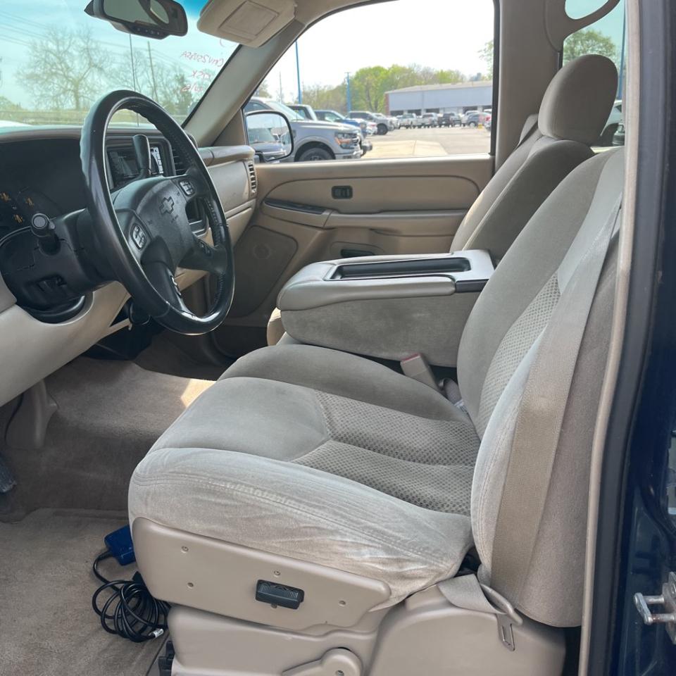 Chevrolet Tahoe 4dr 1500 4WD LS 2005