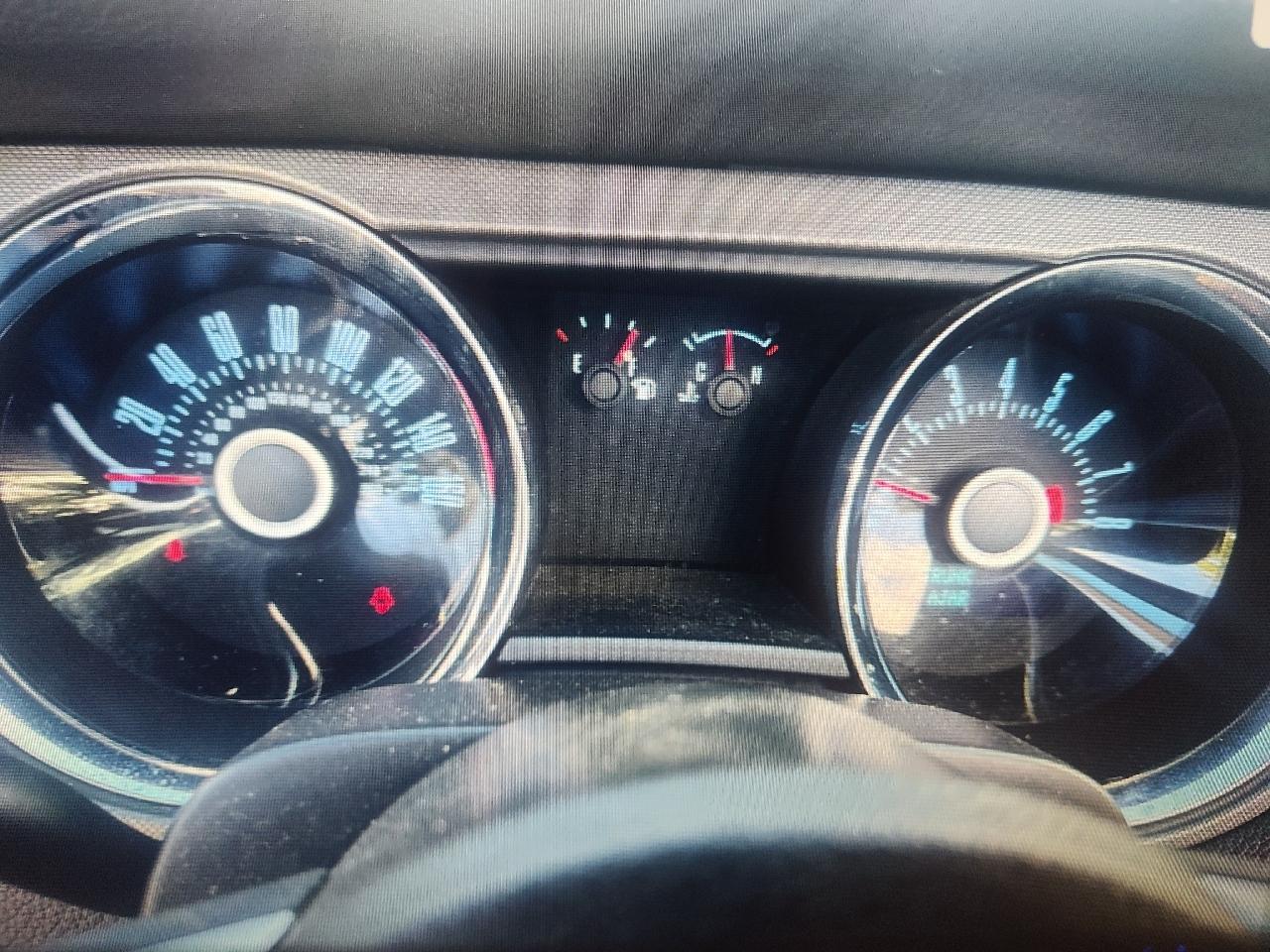 Ford Mustang 2dr Conv V6 2013