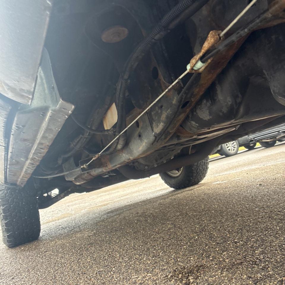 Ford F-150 Reg Cab 126" XL 4WD 2006