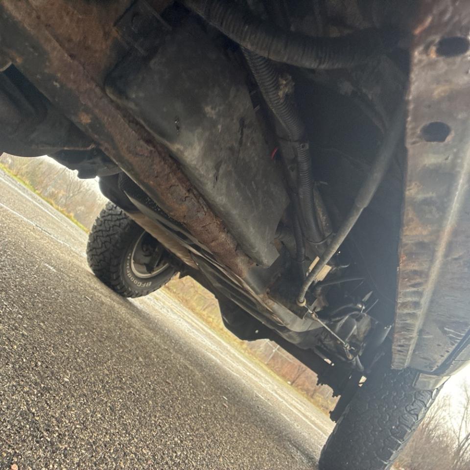 Ford F-150 Reg Cab 126" XL 4WD 2006