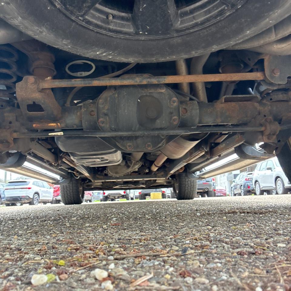 RAM 1500 Big Horn 4x4 Crew Cab 5'7" Box 2017