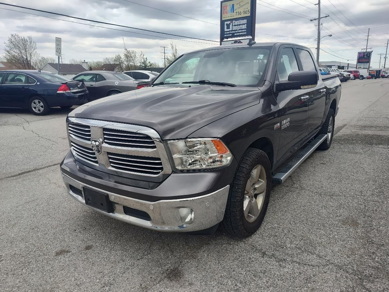 RAM 1500 Big Horn 4x4 Crew Cab 5'7" Box 2017