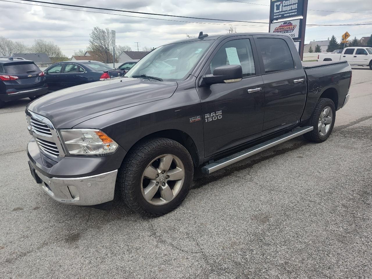 RAM 1500 Big Horn 4x4 Crew Cab 5'7" Box 2017