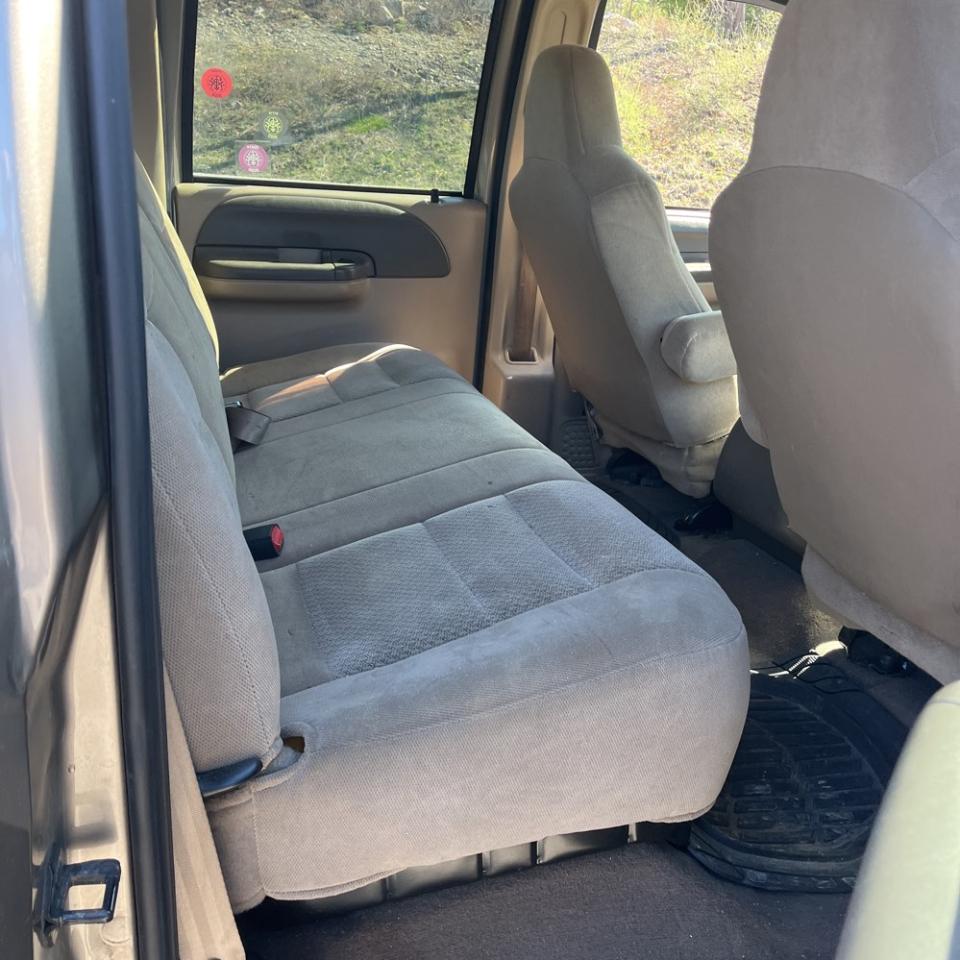 Ford Super Duty F-250 Crew Cab 156" XL 4WD 2003