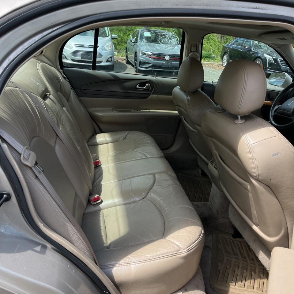 Lincoln Continental 4dr Sdn 2000