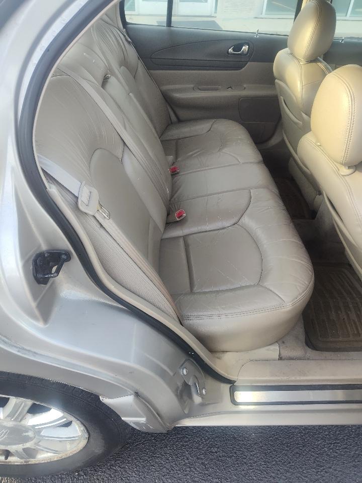Lincoln Continental 4dr Sdn 2000