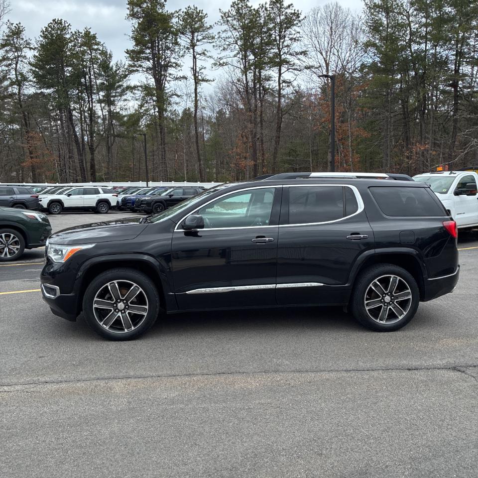 GMC Acadia AWD 4dr Denali 2017
