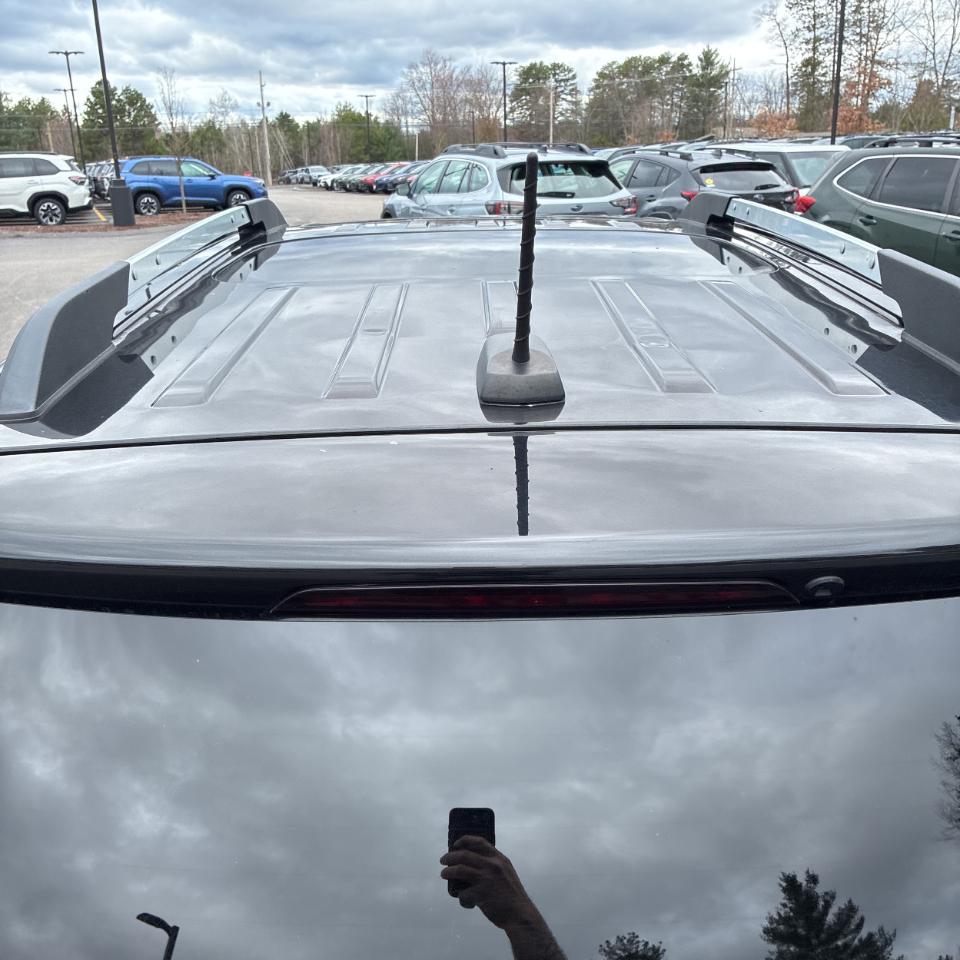 GMC Acadia AWD 4dr Denali 2017