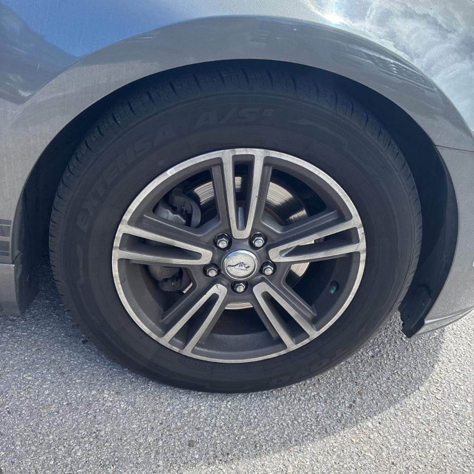 Ford Mustang 2dr Conv V6 2013