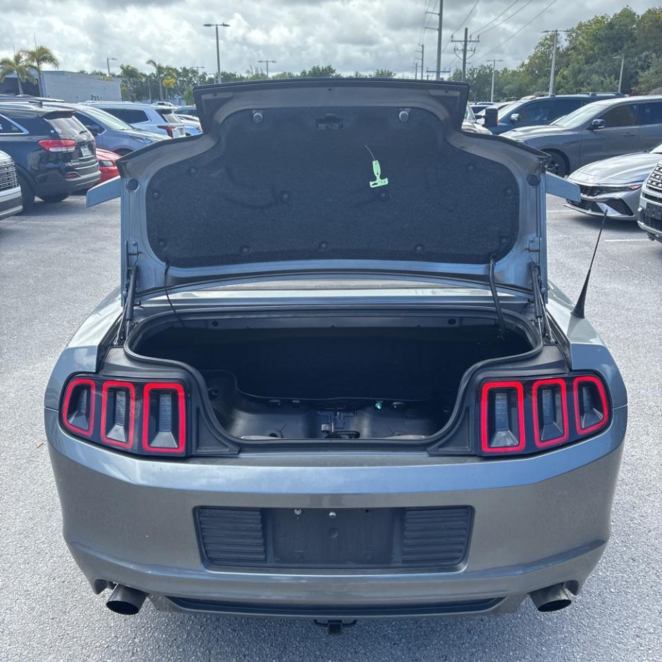 Ford Mustang 2dr Conv V6 2013