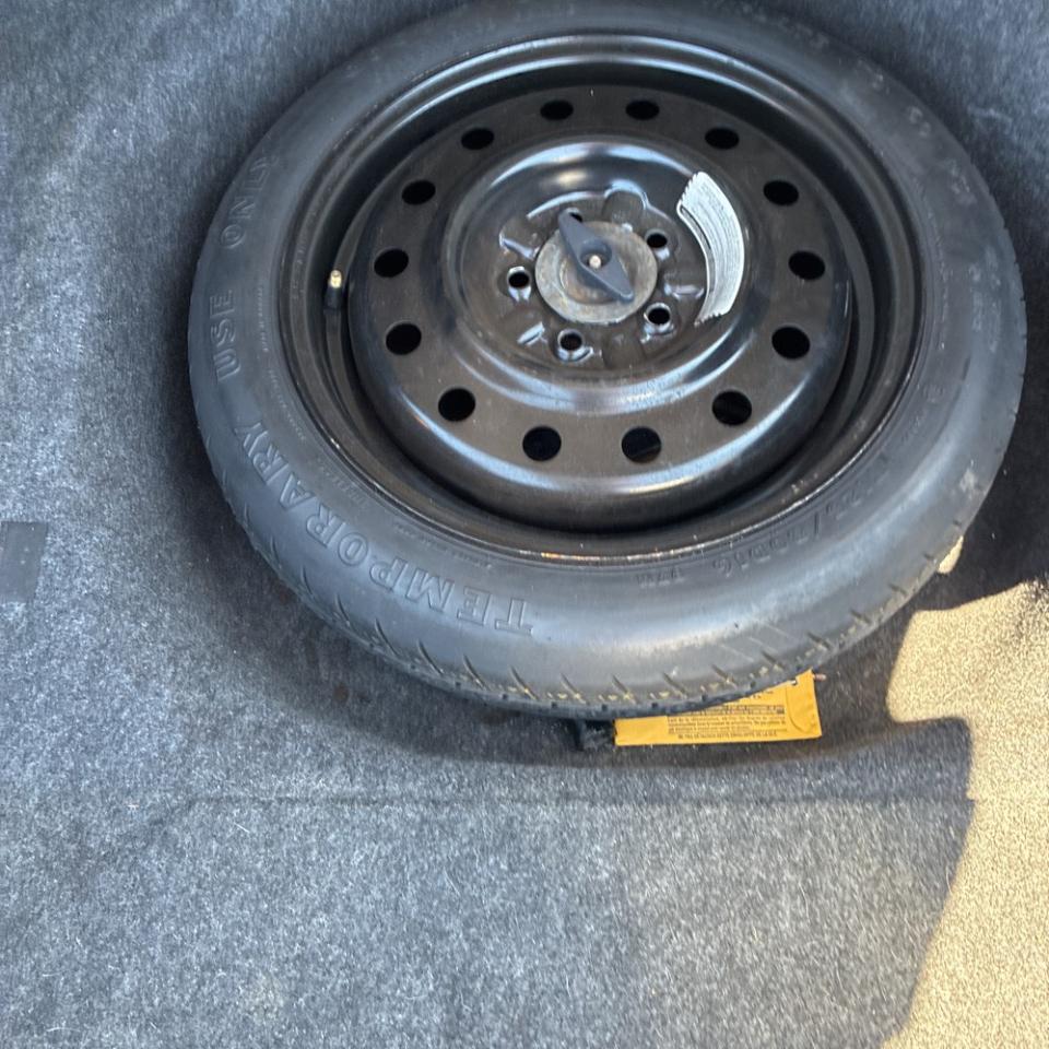 Lincoln Continental 4dr Sdn 1999