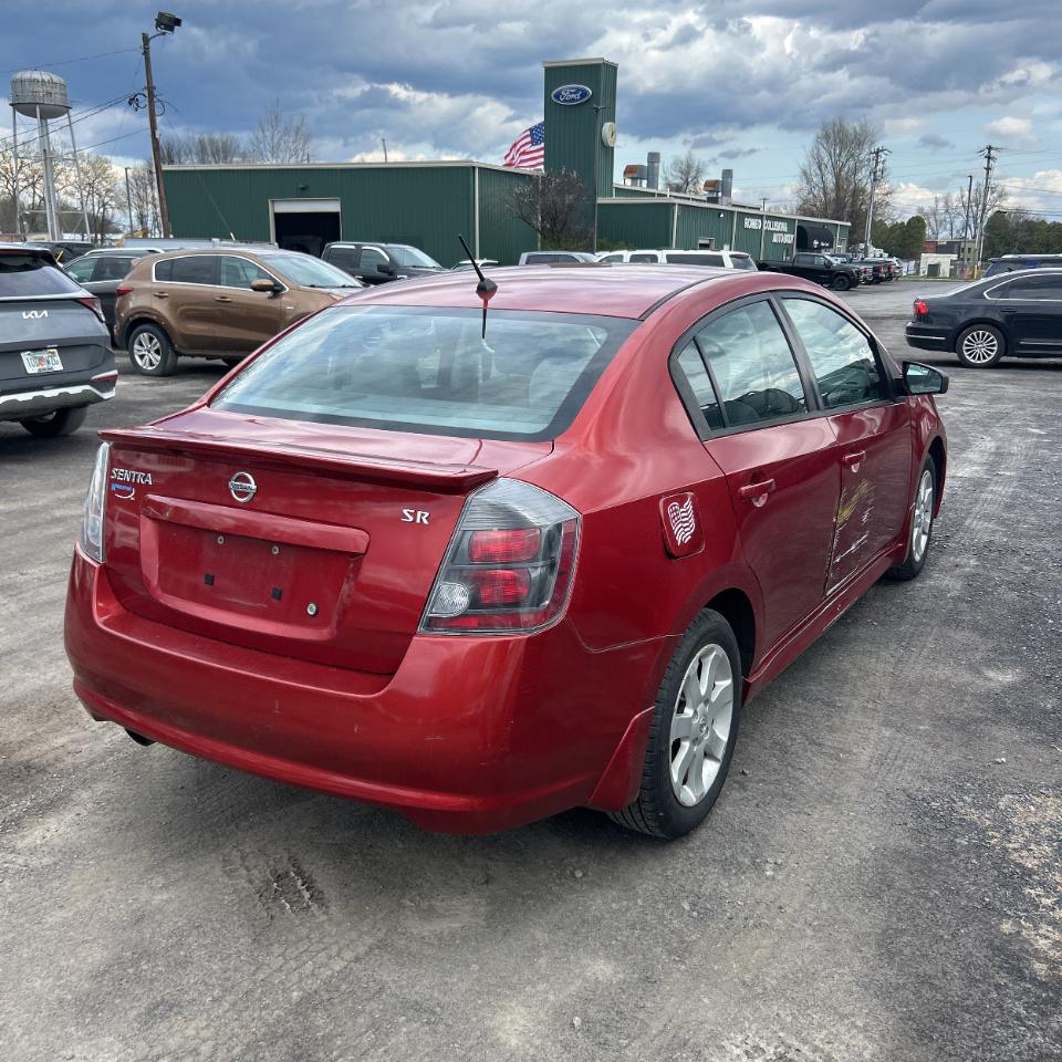 Nissan Sentra 4dr Sdn I4 CVT 2.0 SR 2010