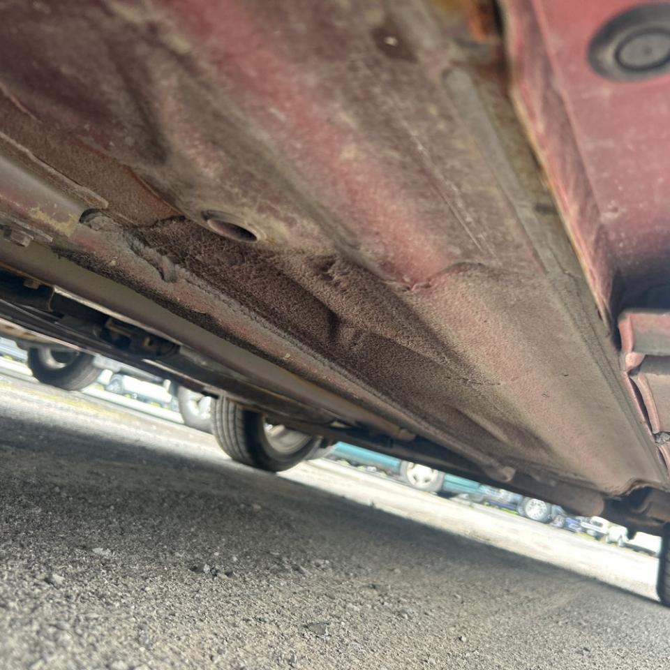 Nissan Sentra 4dr Sdn I4 CVT 2.0 SR 2010