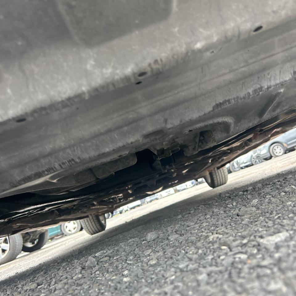 Nissan Sentra 4dr Sdn I4 CVT 2.0 SR 2010