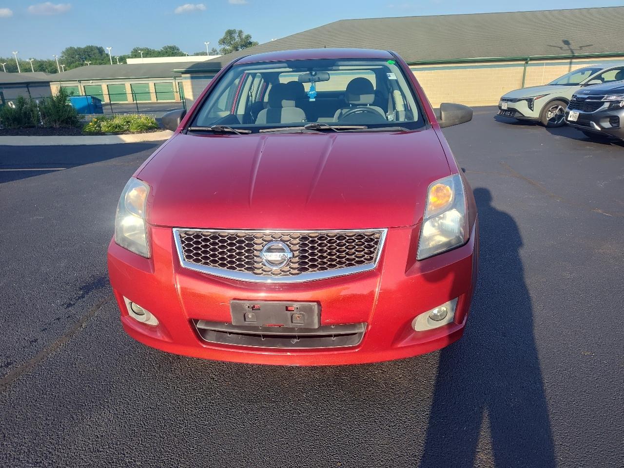 Nissan Sentra 4dr Sdn I4 CVT 2.0 SR 2010