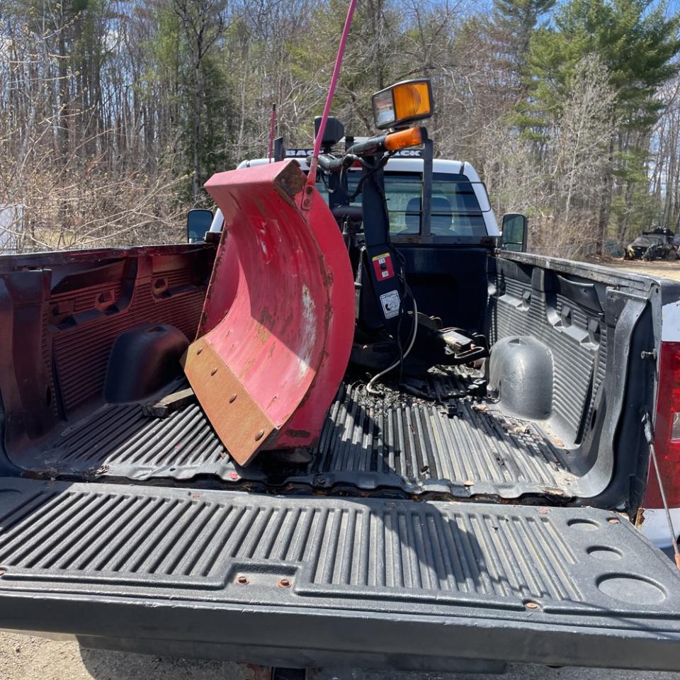 Chevrolet Silverado 2500HD 4WD Reg Cab 133.7" Work Truck 2013