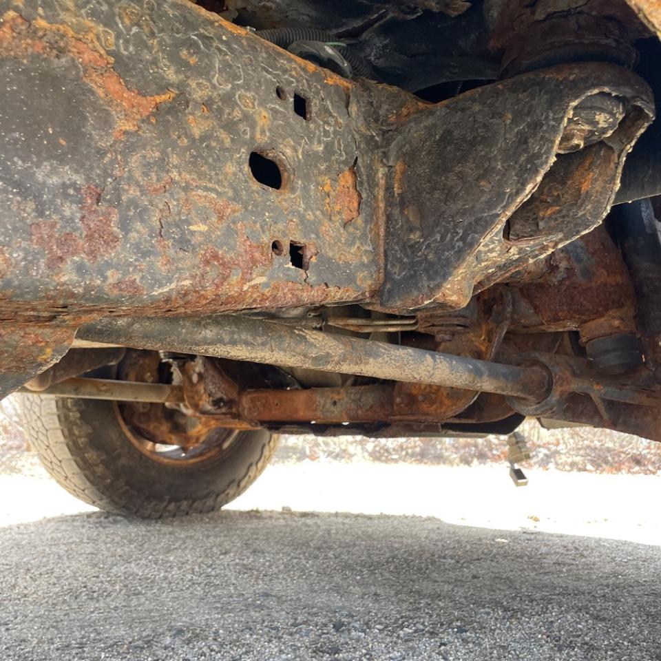 Chevrolet Silverado 2500HD 4WD Reg Cab 133.7" Work Truck 2013