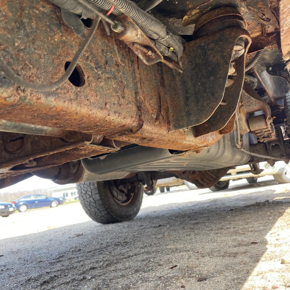 Chevrolet Silverado 2500HD 4WD Reg Cab 133.7" Work Truck 2013