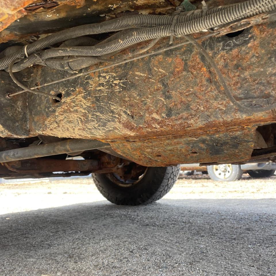 Chevrolet Silverado 2500HD 4WD Reg Cab 133.7" Work Truck 2013