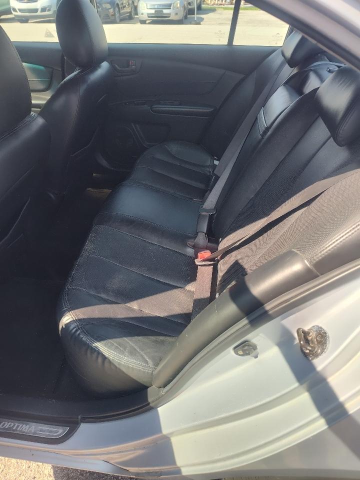 Kia Optima 2006.5 4dr Sdn LX Auto V6 2006