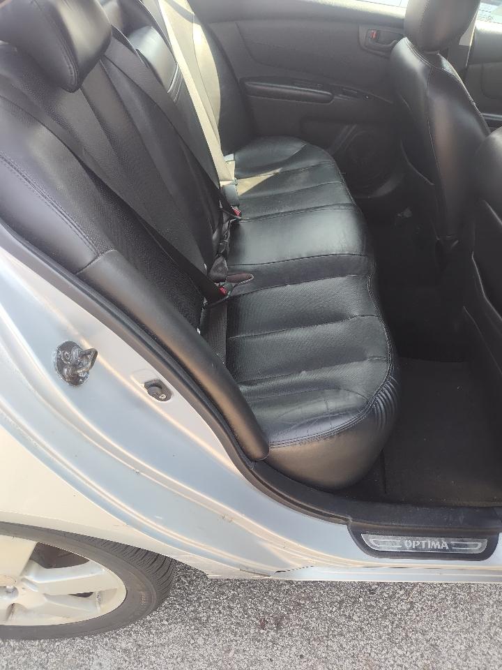 Kia Optima 2006.5 4dr Sdn LX Auto V6 2006