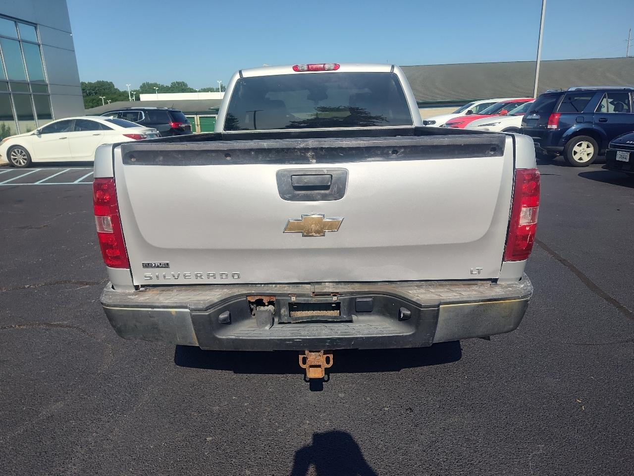 Chevrolet Silverado 1500 4WD Ext Cab 143.5" LT 2010