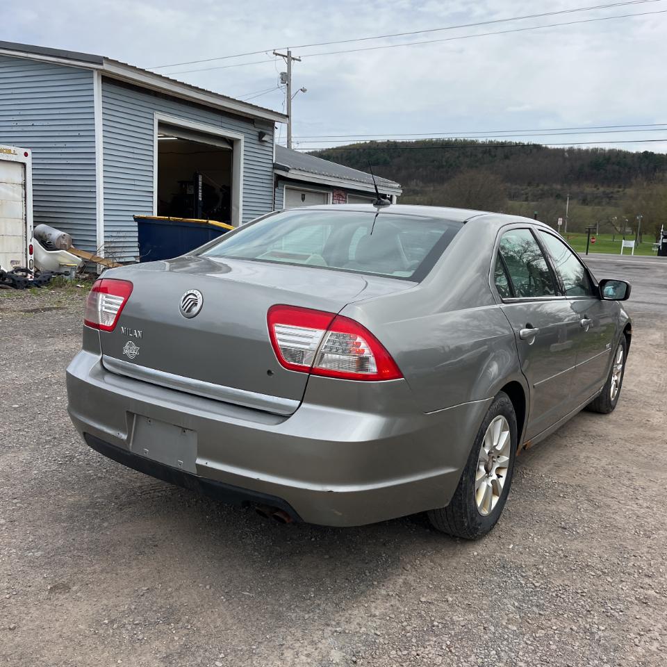 Mercury Milan 4dr Sdn I4 FWD 2008