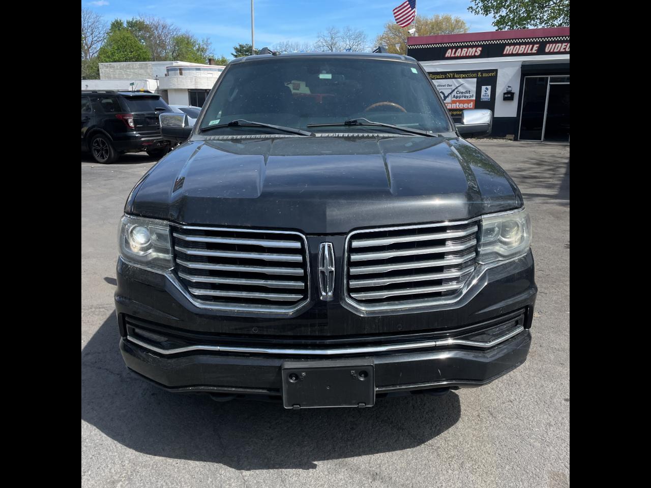Lincoln Navigator 4WD 4dr 2015
