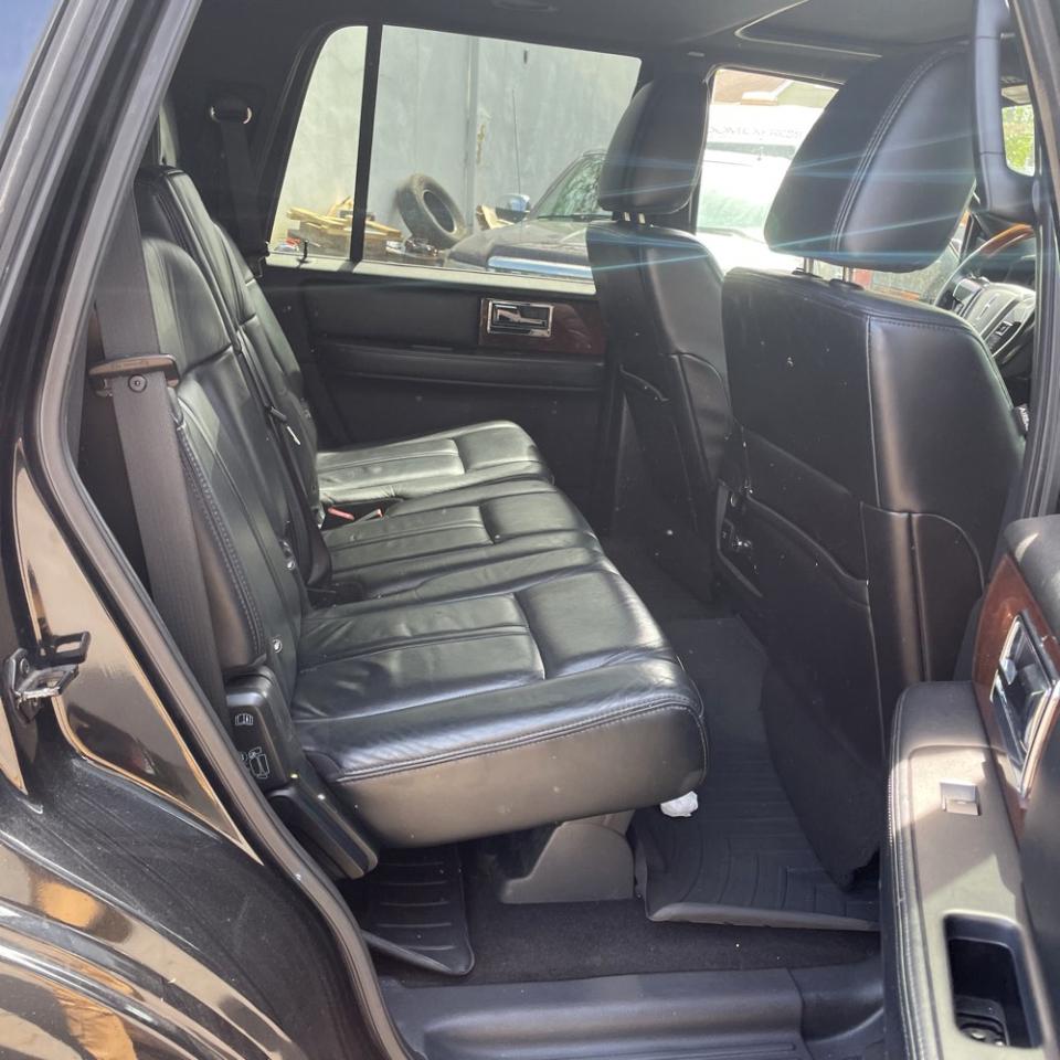 Lincoln Navigator 4WD 4dr 2015