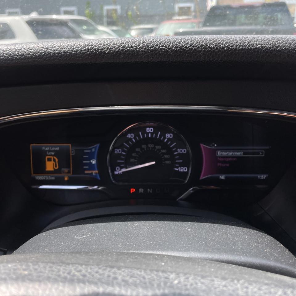 Lincoln Navigator 4WD 4dr 2015