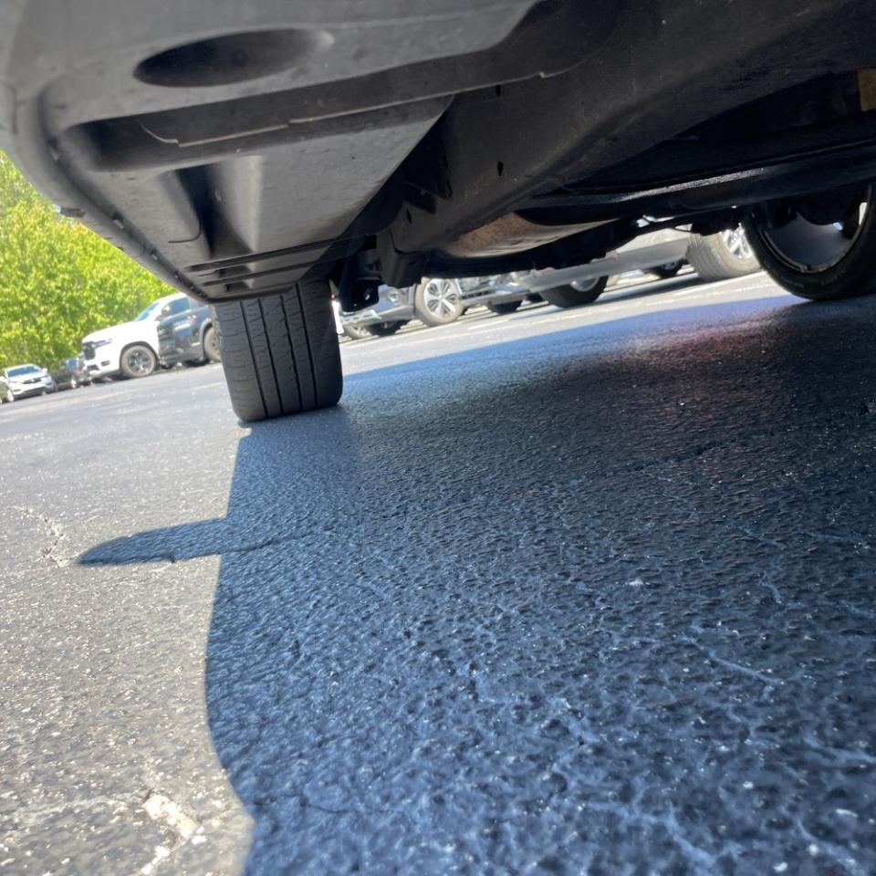 Cadillac Escalade AWD 4dr Luxury 2010