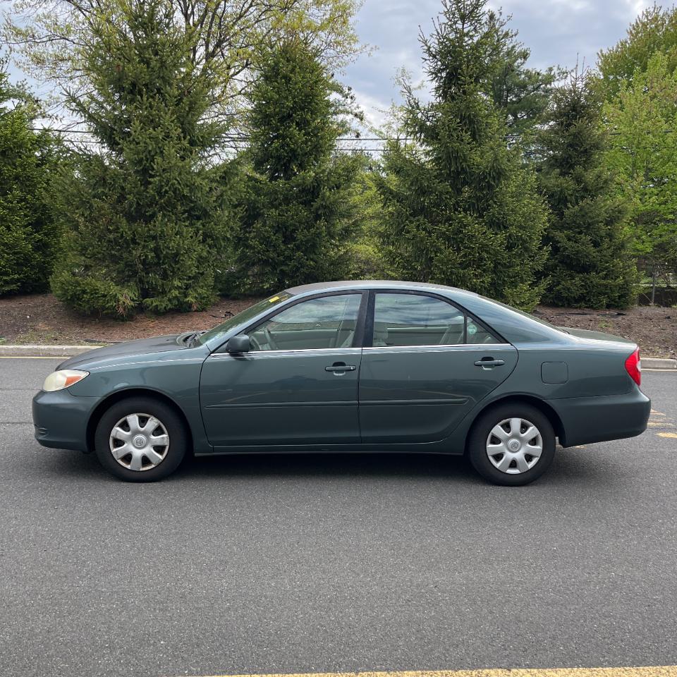 Toyota Camry 4dr Sdn LE Auto (Natl) 2003