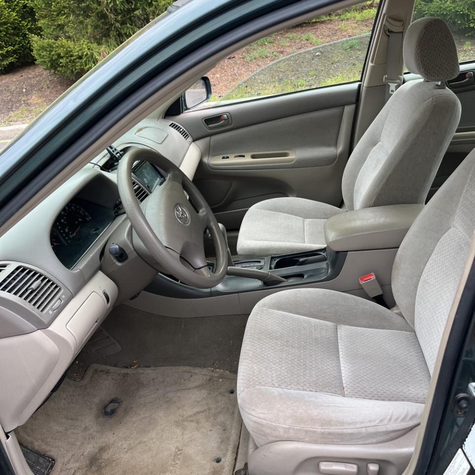 Toyota Camry 4dr Sdn LE Auto (Natl) 2003