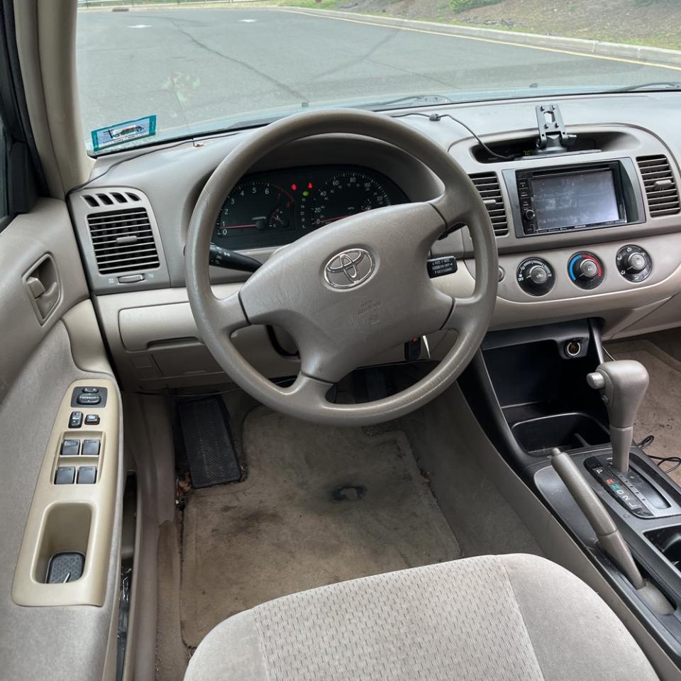 Toyota Camry 4dr Sdn LE Auto (Natl) 2003