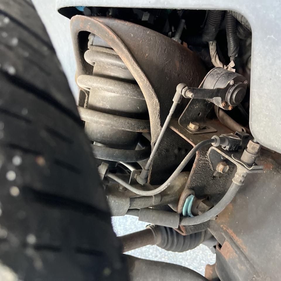 Cadillac Escalade ESV AWD 4dr Platinum Edition 2011