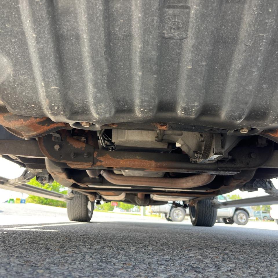 Cadillac Escalade ESV AWD 4dr Platinum Edition 2011