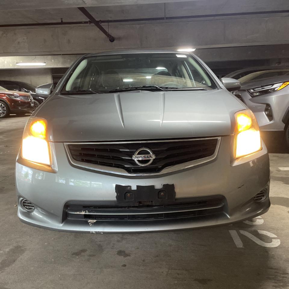 Nissan Sentra 4dr Sdn I4 CVT 2.0 S 2012